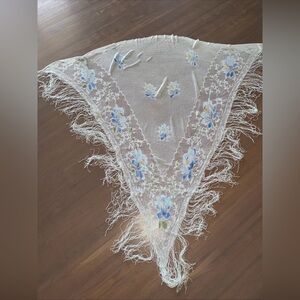 Light blue oversized shawl/wrap w flowers
